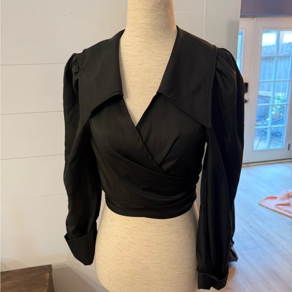 SHEIN black wrap top size S - Picture 1 of 6